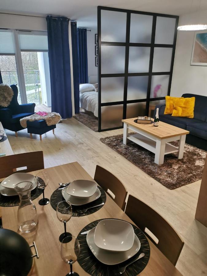 Nadmorskie Tarasy - Apartament D213 Z Garazem I Rowerami Kolberg Exterior foto